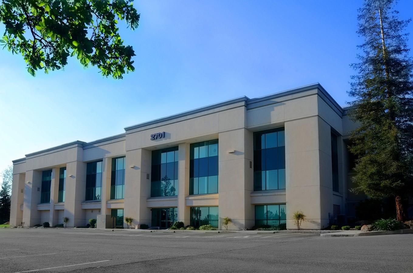OLD EUREKA EXECUTIVE CENTER: 2701 Old Eureka Way, Redding, CA 96001